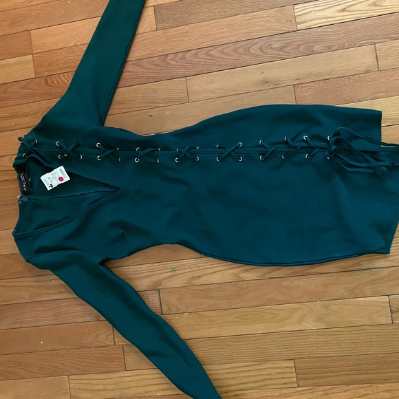 Akira dress - Picture 3 of 6